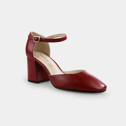Zapatilla de piel color vino con tacón ancho