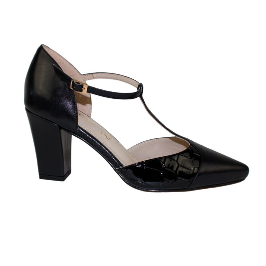 Tacones con pulsera T, de piel, color negro