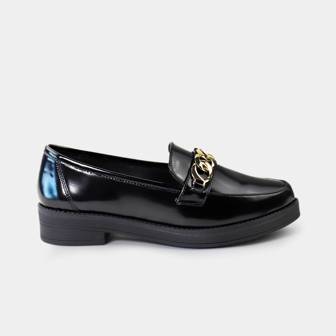 Mocasín color negro