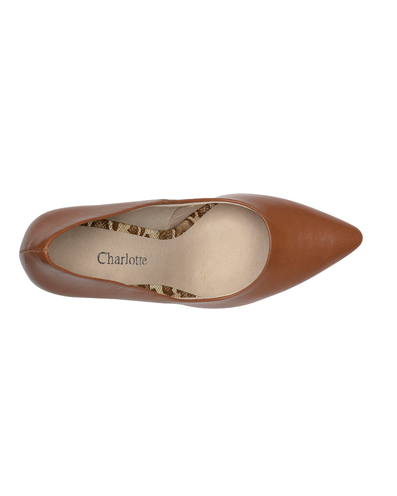Zapatilla puntal en piel color camel