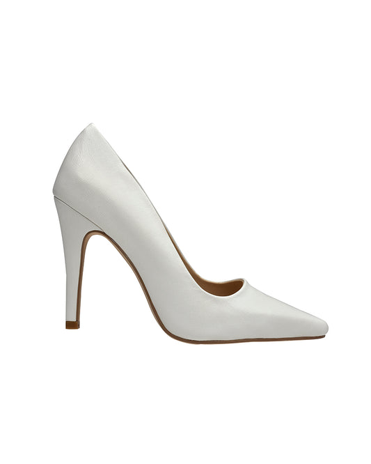 Zapatilla de piel color blanco tacón alto
