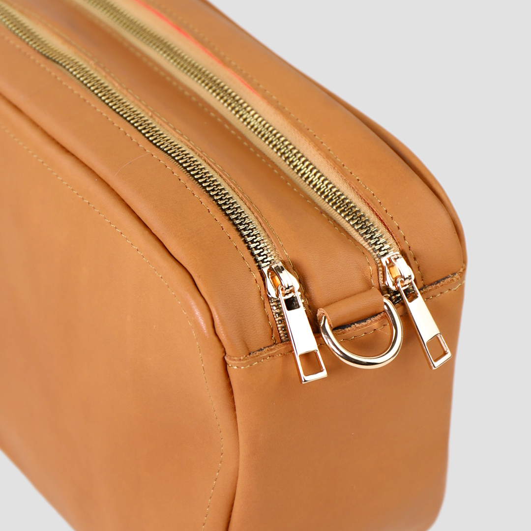 Bolsa crossbody de piel color miel