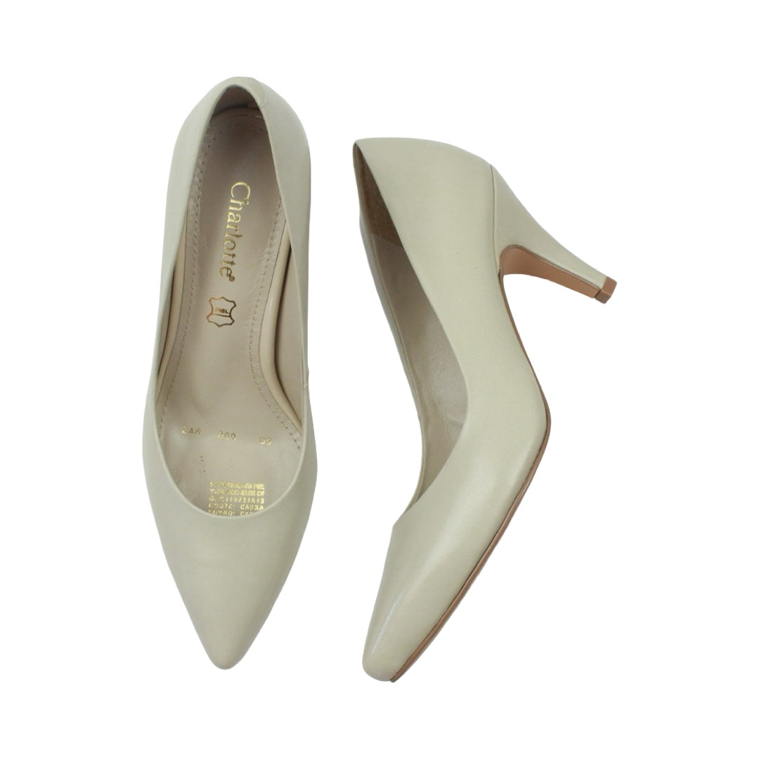 Zapatos de tacón medio para mujer de piel color marfil