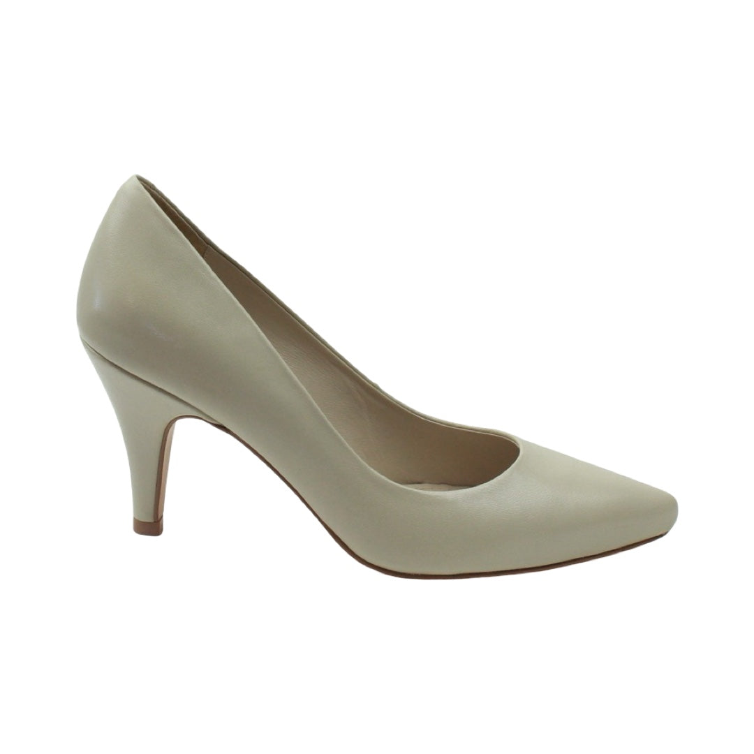 Zapatos de tacón medio para mujer de piel color marfil