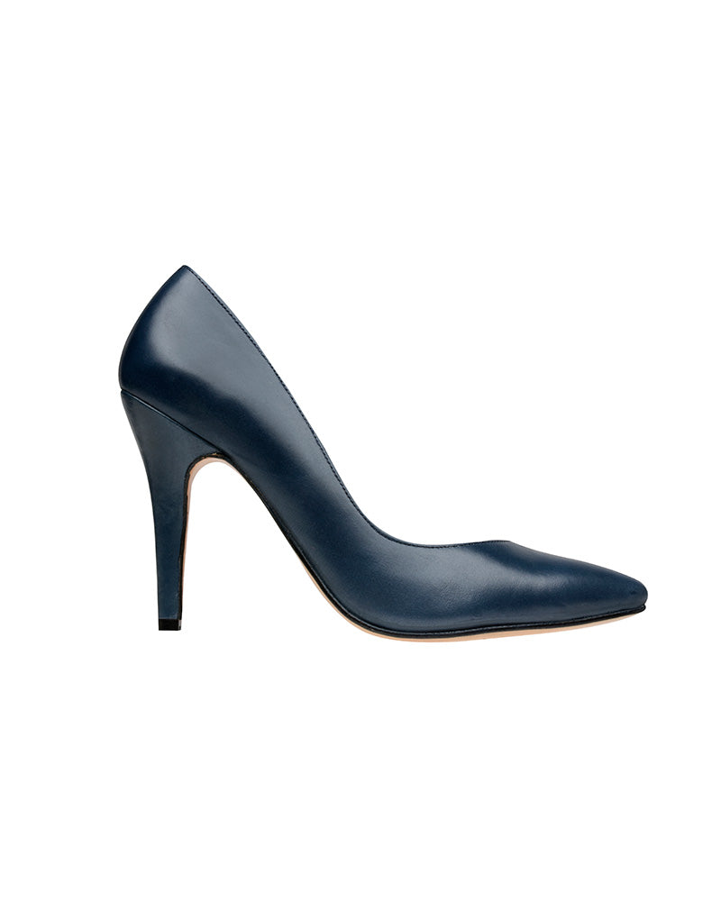 Zapatilla puntal de piel azul marino