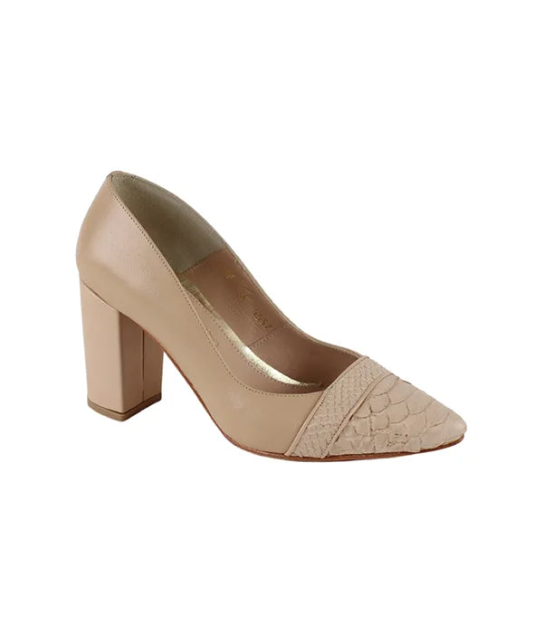 Zapatilla en piel color nude tacón ancho
